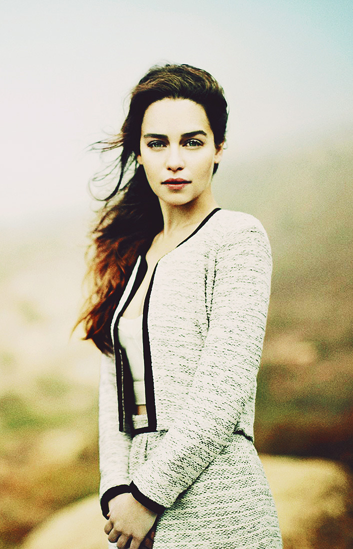 vhangogh:  One of the many things I love about Daenerys is she’s given me an opportunity
