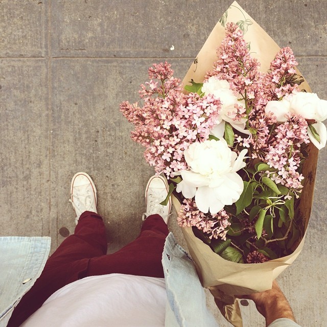 adamgalla:  Now that I’m back home in #NYC, my apartment needs some fresh flowers.