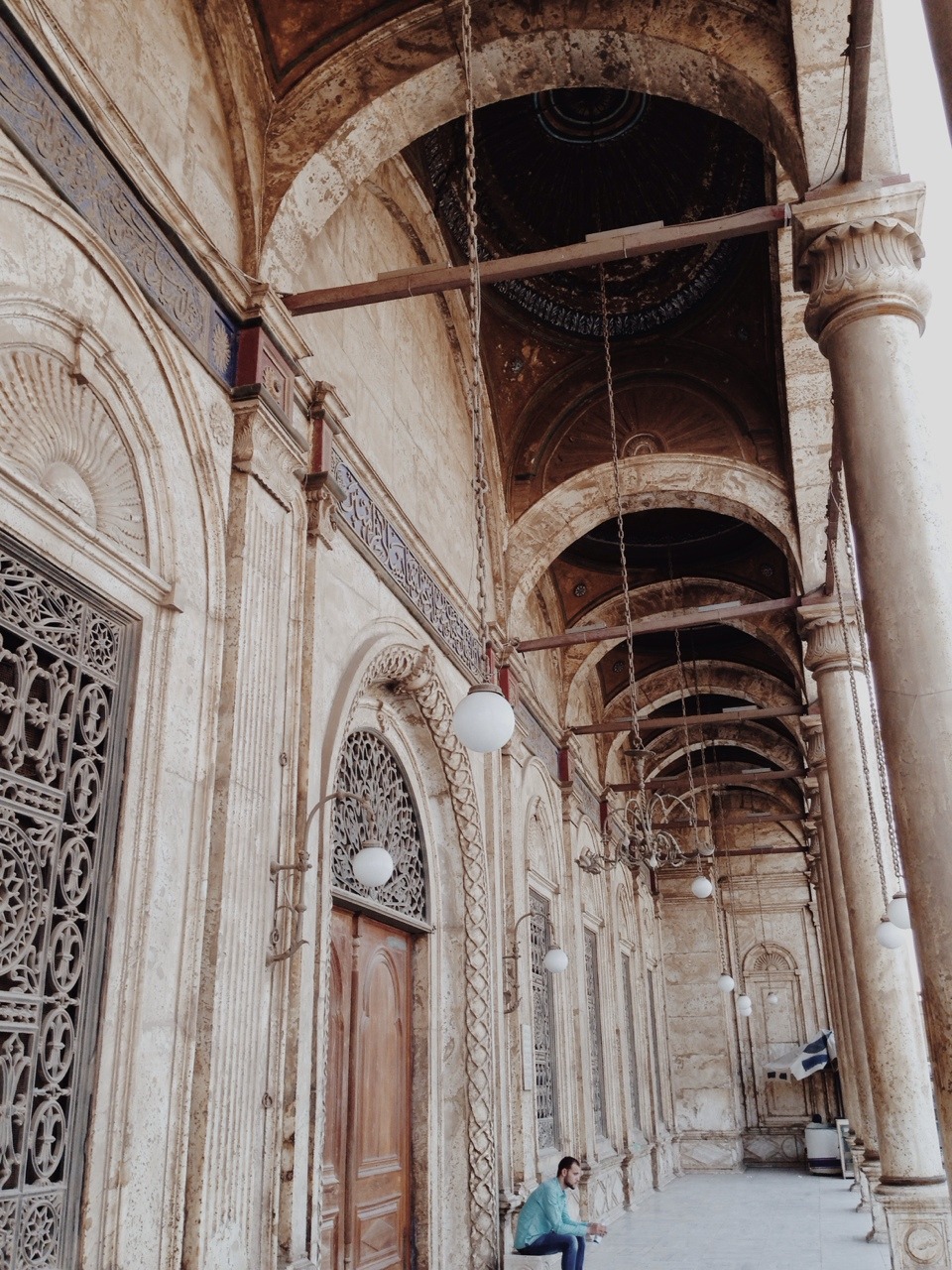 outfit-repeatxr:  Cairo, Egypt - 28, Sept 2015 