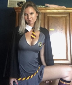 babe-do-cosplay:  [self] Ready for my first