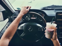jayalvarrez:  G wagoon + Squad + Sun life I’m chillin - jayalvarrez