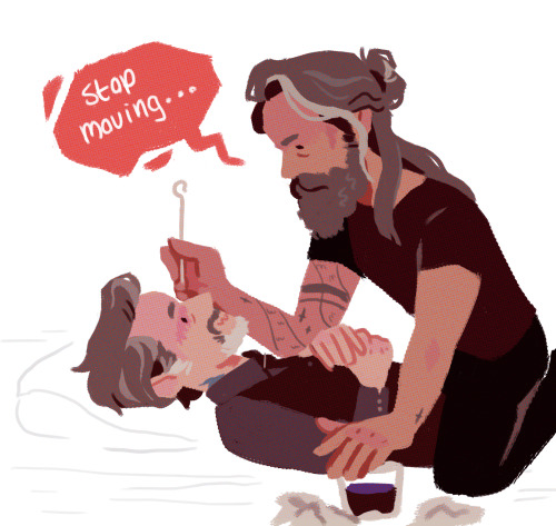 strawberrypirates:ed giving izzy his face tattoo the best moment in his stupid little life