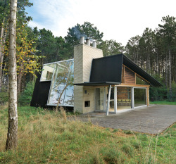 enochliew: Tree House by Jesper Brask - 150 trees were harvested from the very forest in which the home is located, cut into raw beams and left to dry for three years before construction began.