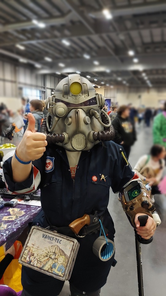 Had a fantastic day at the UK Comic and Gaming Festival at the East of England Showground today!
So many props to see, like 