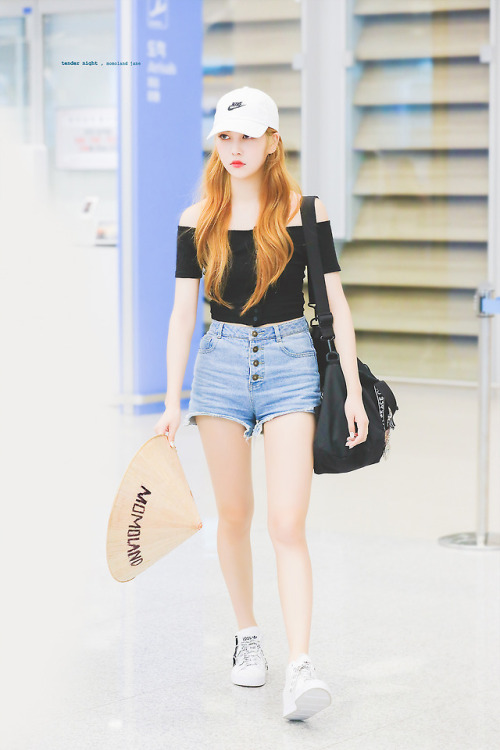 Jane airport fashion appreciationcr;tendernight97