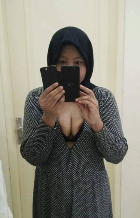 Porn photo cukakjilatmemek 136742004474