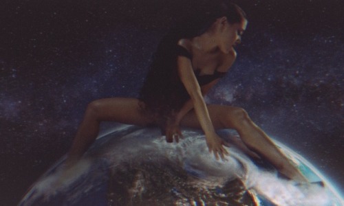 God Is A Woman (2018)
