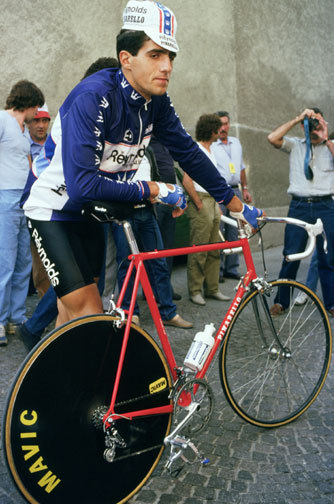 classicvintagecycling:Miguel Indurain, Trofeo Baracchi, 1985.#howtowearacap
