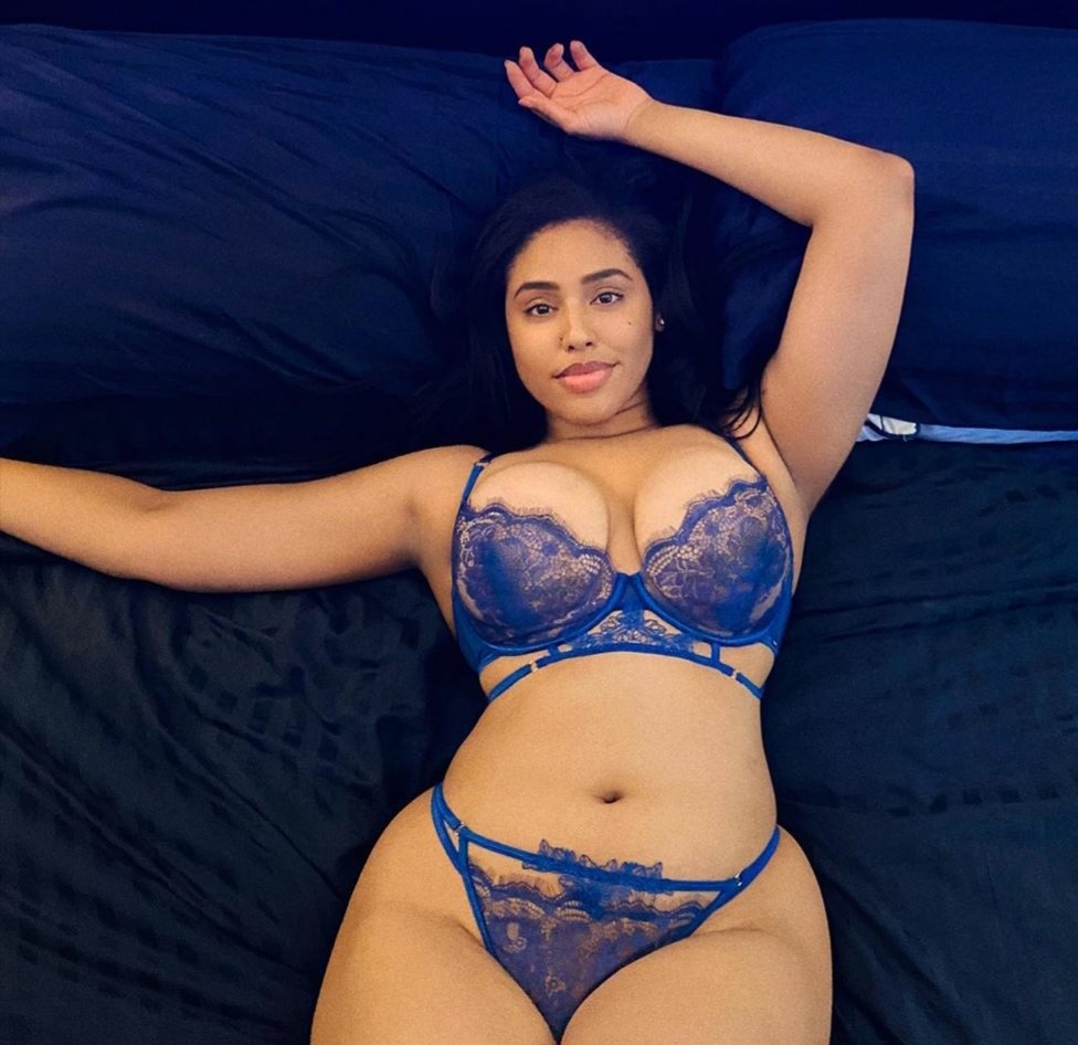 Porn princejazziedad:GorgeouslySexy. Curvy. Delish-she-is. photos