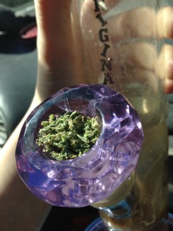 inh4le-kush:  New bowl 