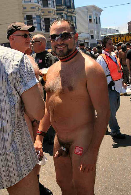 backfur:  Please follow www.backfur.tumblr.com for your daily dose of fur!