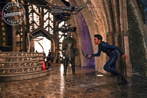 losethehours: sour-blue-milk: The ST: DISCO Cast Being Adorbs Behind the Scenes Entertainment Weekly
