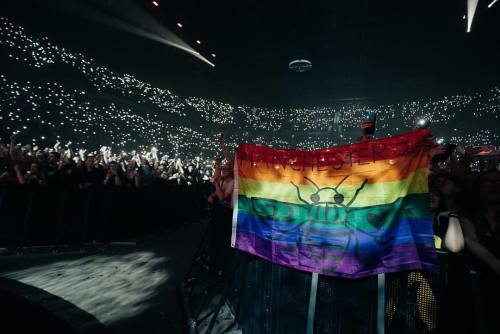 panicatthedisco: Thank you Manchester #prayforthewickedtour #22 @jakechams