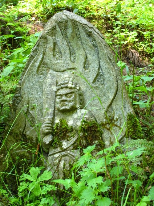 文殊山（もんじゅさん、Mt.Monju）標高365m20130512大汝　奥之院　阿弥陀如来と大国主神（おおくにぬしのかみ、須佐之男神の六世の孫（旧事本紀では子供）で、出雲の主神。別名　大己貴命（おほ