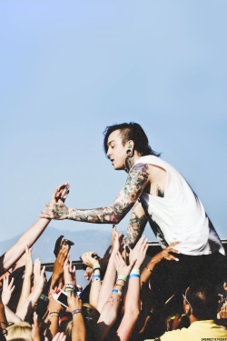 sobsope:  3/100 fav photo of Anthony Perry 