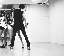  4|4 / My favorite GITM dances steps : Soyou &amp; the dancer part ♥ 