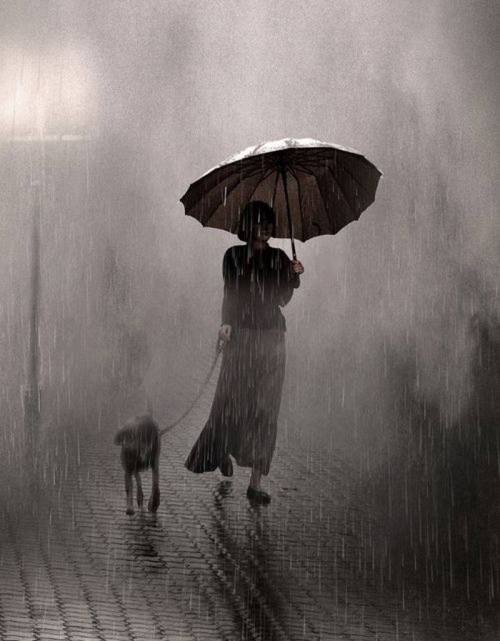 last-picture-show:Saul Leiter, Raining On Two, 1957