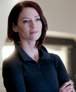 alexzorels:   Endless gifs of Alex Danvers 5/?   