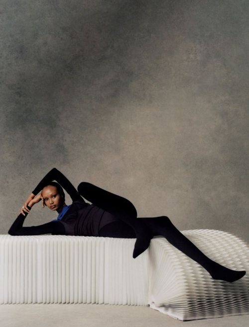 Newestcool:ugbad Abdi For Vogue France August 2022Photographer Luis Alberto Rodriguezeditor-In-Chief