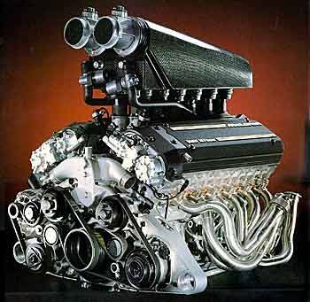 XXX specialcar:  BMW V12 engine used in the McLaren photo