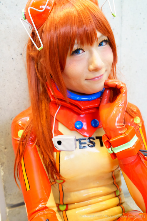 rorihoi: 2015/02/08 ワンフェス2015[冬]   式波・アスカ・ラングレー（TEST プラグスーツ） : リラックマさん(@mugi0405) ラバー素材のプラグスーツで