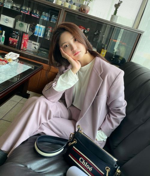 exid-insta:jeonghwa_0508 / 210321no caption