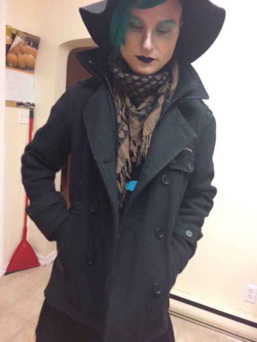 sweetbirdemoji:I’m really sad I didn’t get a nice pic of the whole outfit sans coat :4 not to mentio