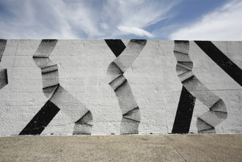 Mural in the port of Giardini Naxos, Sicily for Emergence Festival.Acrylic on wall 200 x 4mphotos Di