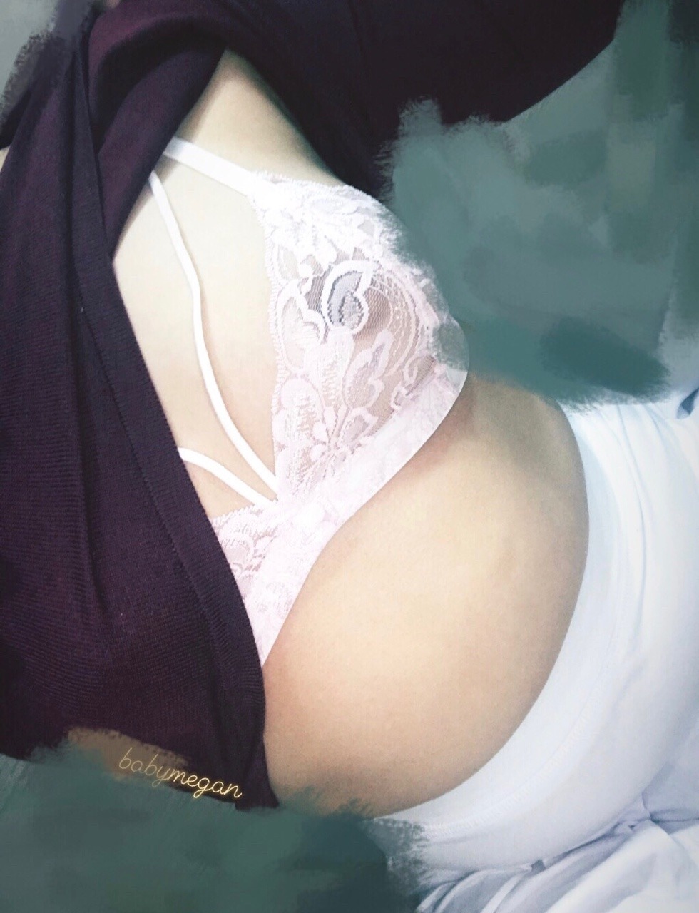 babyyymegannn:  To answer many of you,yes I do wear this out like many girls my age🤗🤗!