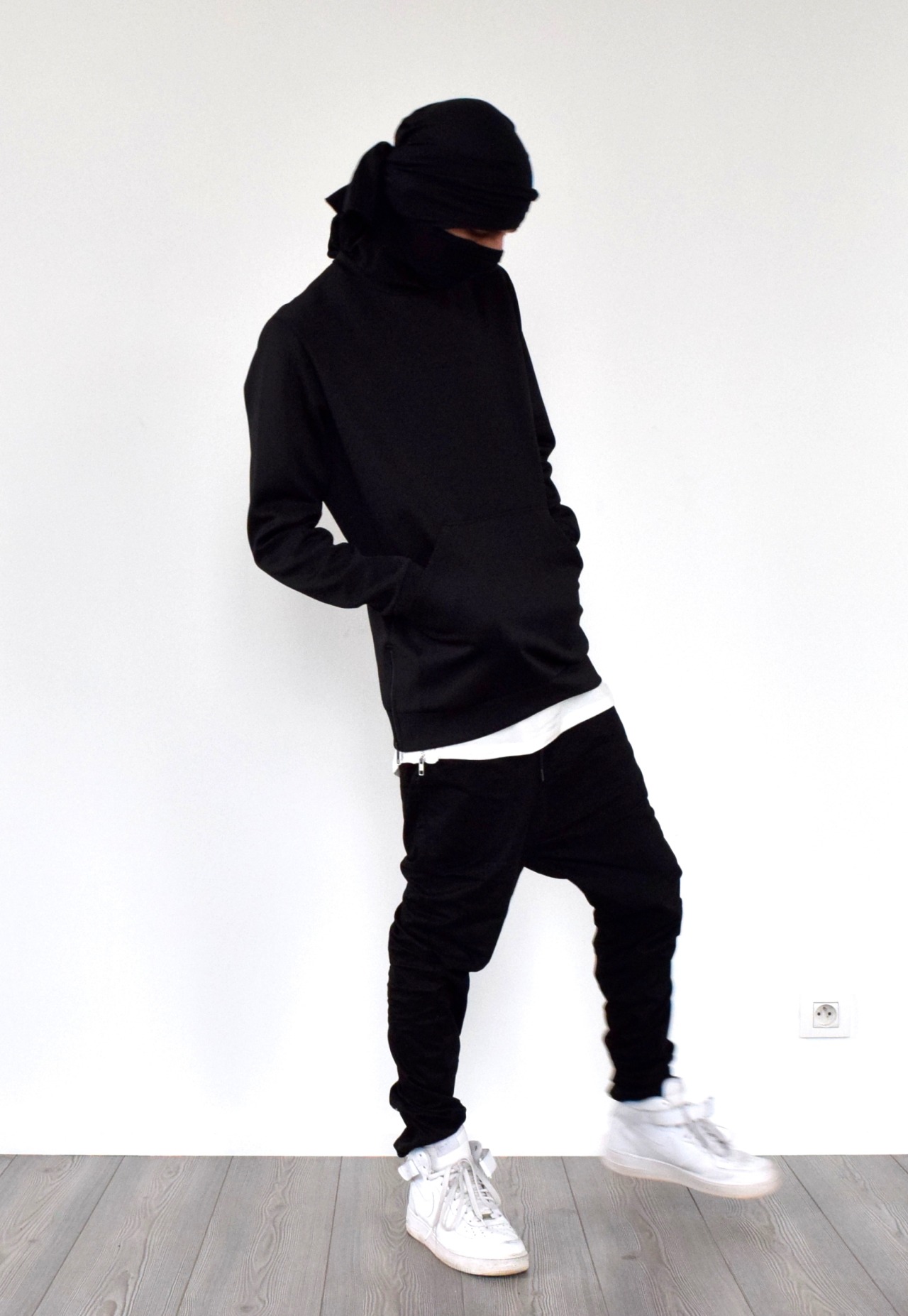 MXDVS — Neoprene Neoprene Sweatshirt ; ADYN Whiteout Zip...