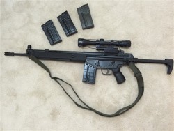 gunrunnerhell:  HK91 Civilian model of the German HK G3, the 91 is chambered in 7.62x51/.308. They are notorious for destroying brass. That can be alleviated by installing a port buffer which can help reduce the dents to the brass. Original HK91′s can