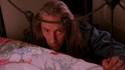 shihlun: David Lynch - Eraserhead (1977) - Twin Peaks (1990) 