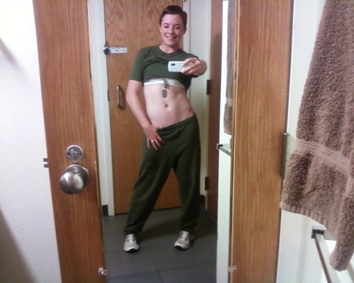 marinewife2469:  mymarinemindpart2:  Sexy Selfie Marine pt 3  Hot set of this sexy Marine girl