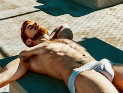underwunder:  Follow me @underwunder 50k photos and counting!
