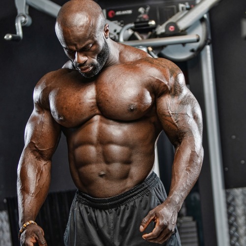 Mrzoltanyuri:  Samson Dauda  (Nga)  