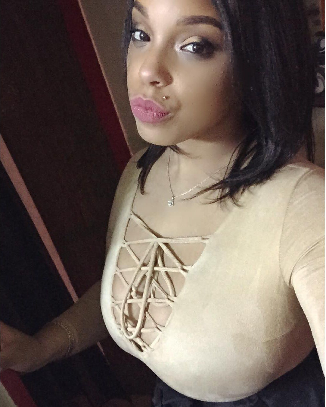 extremebodiez:  Kriza Aponte Gorgeous Dominican Mami