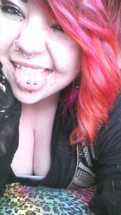 satanichoodrat:  You’re definitely allowed to tell me how cute I look with orange, hot pink, and red hair ;)