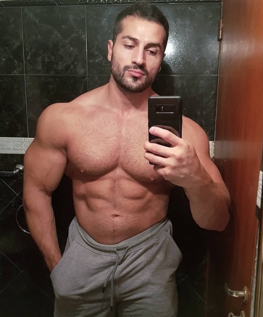 hairybodybuilders:  Franco Dominguez