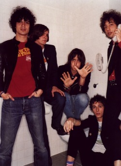 otherspook: favourite Strokes pictures: [96/100]   