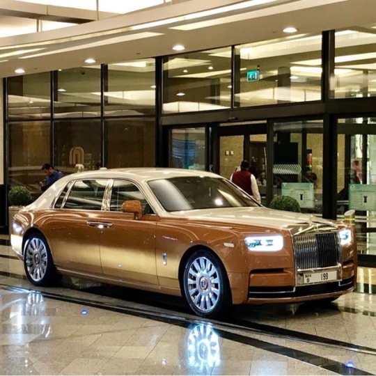 turbooloverr:  Golden Phantom #rollsroyce #phantomVia #ksalover