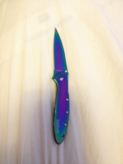 One of the gifts my boyfriend got me. Kawaii knife!