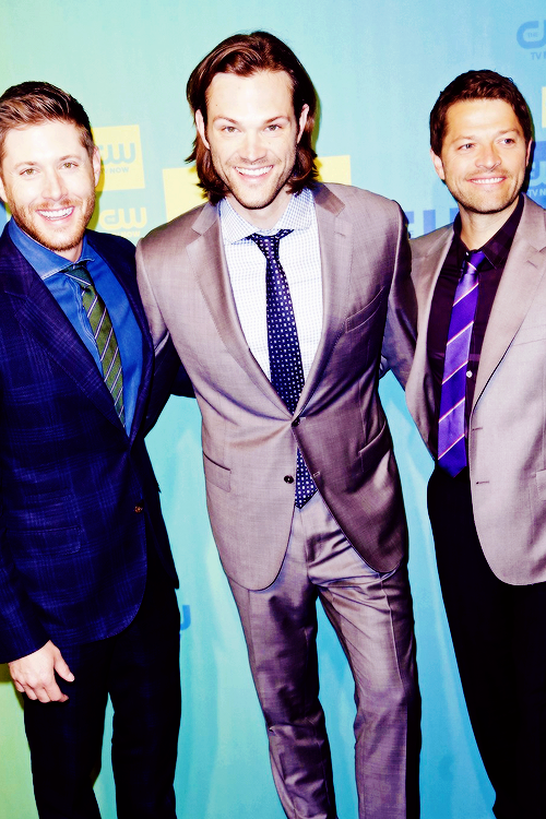 supernaturaldaily:  Jensen, Jared and Misha at the CW Upfronts Press Line (May 15)