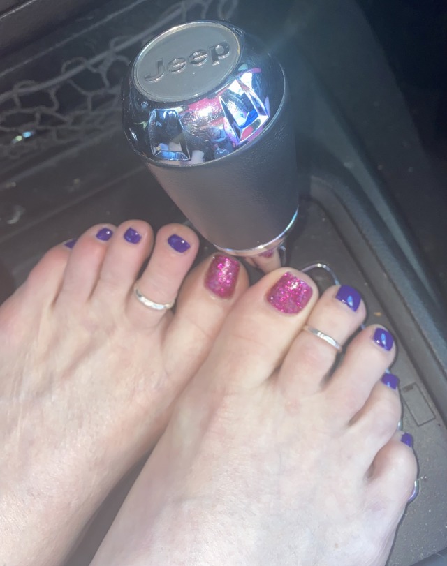 lickitysplittz69-deactivated202:Winter feet…