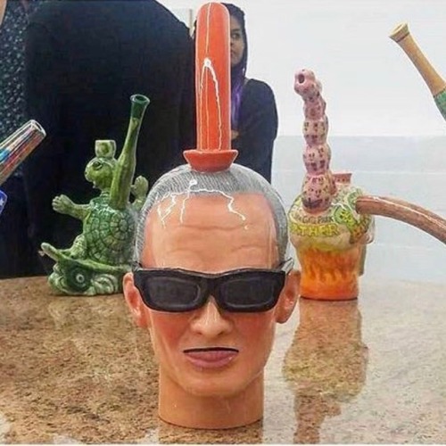 stonerparty: divineofficial:John Waters bong by John de Fazio harmcityherald