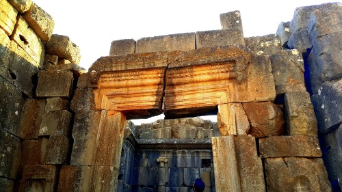 leradr: Roman temple of Ain Harcha, Lebanon 