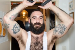 Hairysweatysmelly