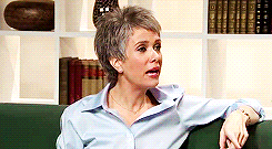 mayawiig:  SNL meme | [6/10] cast members  Kristen Wiig 