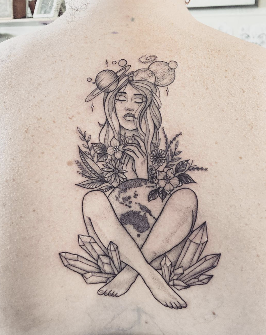 616 curtidas 20 comentários  GRAYCODE graycodetattoo no Instagram  The Divine Feminine  2016 MAC MILLER 맥밀러 앨범커버  Mac miller tattoos  Neck tattoo Tattoos