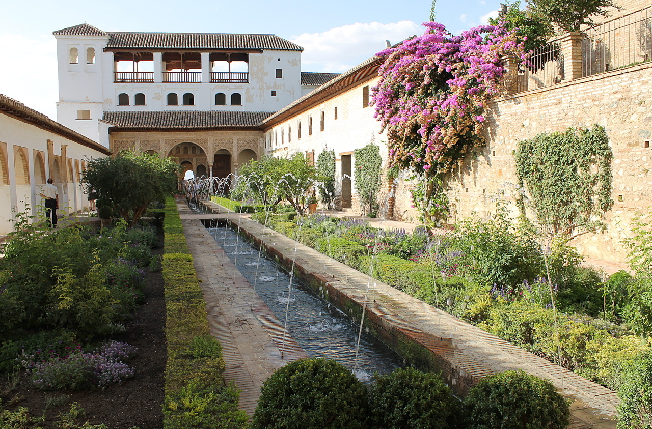 breathtakingdestinations:Granada - Spain (by Nicolas Vollmer) 