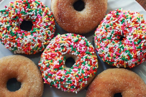 -foodporn:  Baked Cake Donuts Recipe by the porn pictures